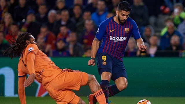 Non c'è il rigore per il Barcellona: Suarez pesta il piede di Denayer