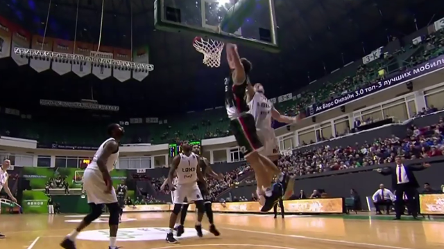 Quarti gara 3, highlights: UNICS Kazan-Lokomotiv Kuban Krasnodar 69-65 Quarti gara 3, highlights: UNICS Kazan-Lokomotiv Kuban Krasnodar 69-65