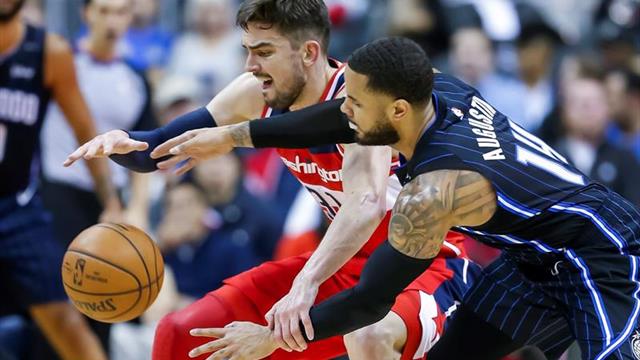Golpe de autoridad de los Warriors a los Rockets, los Thunder lo aprovechan