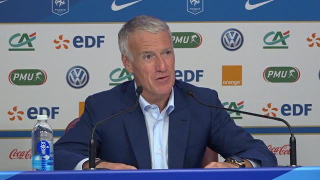 Deschamps : "Lenglet a un très bon niveau, mais pas d'expérience internationale" Deschamps : "Lenglet a un très bon niveau, mais pas d'expérience internationale"