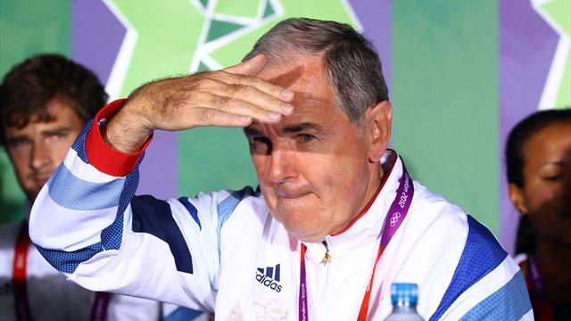 Paul Hutchins, ancien capitaine de l'équipe britannique de Coupe Davis, est mort