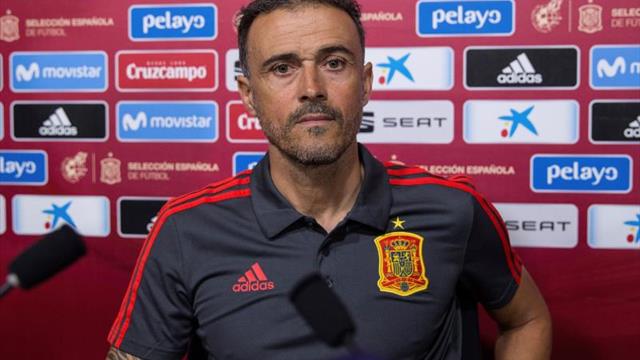 Luis Enrique revoluciona la selección con ocho novedades