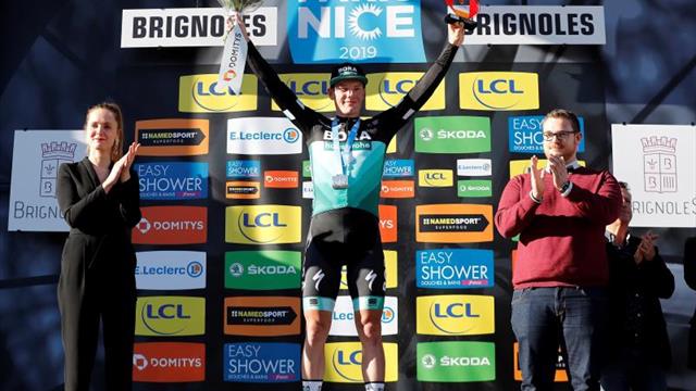 Sam Bennett firma su segunda victoria al sprint