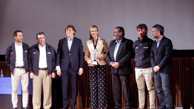 La infanta Elena, el Bribón, Pedro Campos y el Mapfre galardonados en Galicia