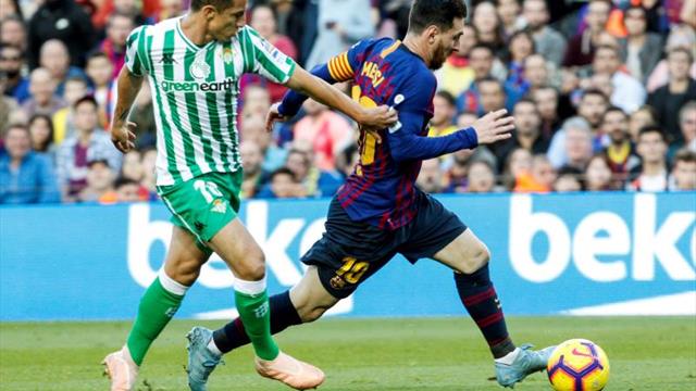 El Barcelona prueba la solidez de su liderato en el Villamarín