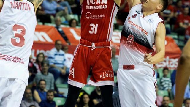 116-94. El UCAM sale del descenso con una paliza y Booker con 38 puntos