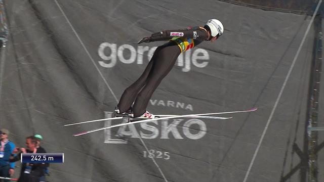 Polonia cierra la temporada con una victoria final en la prueba por equipos de Planica Polonia cierra la temporada con una victoria final en la prueba por equipos de Planica