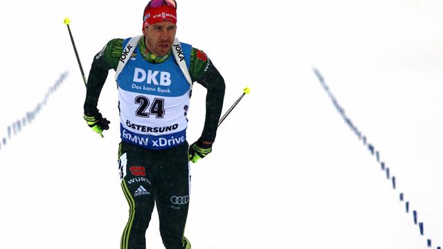 Platz drei! Peiffer setzt sich gegen Leitner im Zielsprint durch Platz drei! Peiffer setzt sich gegen Leitner im Zielsprint durch