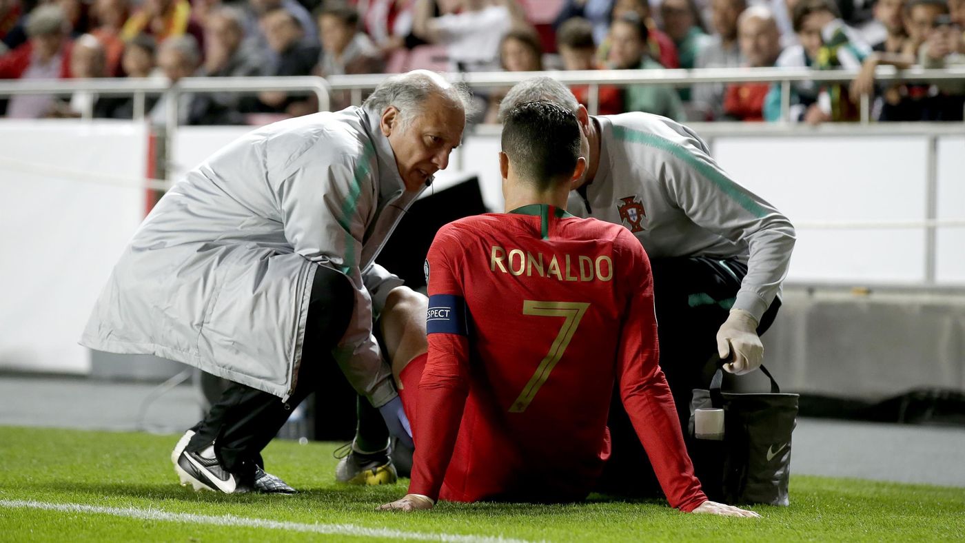 Cristiano Ronaldo of Portugal during the EURO Qualifier match between Portugal v Serbia at the Estádio da Luz on March 25, 2019