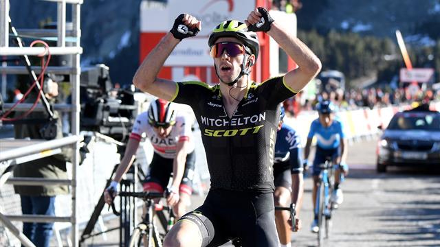 Au sommet, Yates a fait parler son punch Au sommet, Yates a fait parler son punch