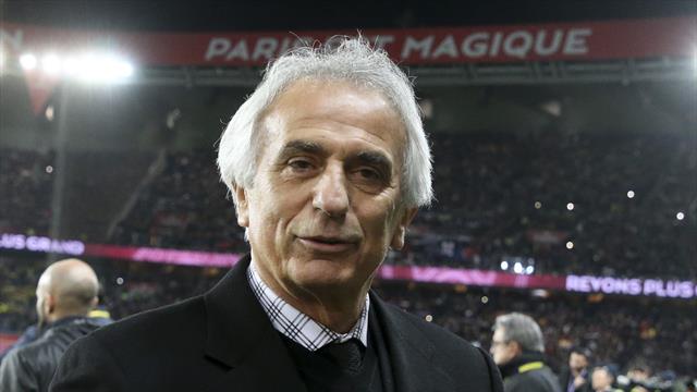 Halilhodzic : "Vous pensez qu'au PSG, ils sont plus compétents que Vahid ?" Halilhodzic : "Vous pensez qu'au PSG, ils sont plus compétents que Vahid ?"