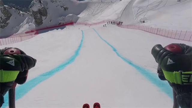 Alla scoperta di Vertigine, la nuova pista nera di Cortina in compagnia di Kristian Ghedina Alla scoperta di Vertigine, la nuova pista nera di Cortina in compagnia di Kristian Ghedina