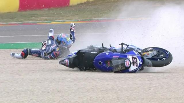 Marco Melandri crashes in Aragon Superpole Marco Melandri crashes in Aragon Superpole