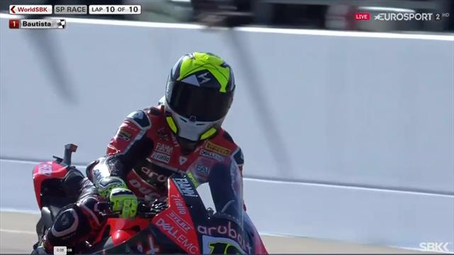 SBK Aragón: Bautista sigue de récord y firma la Superpole en otra exhibición SBK Aragón: Bautista sigue de récord y firma la Superpole en otra exhibición