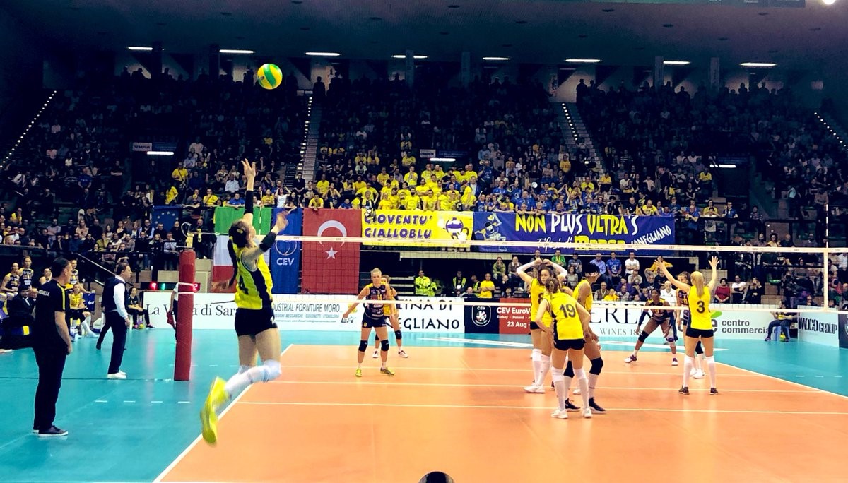 Fenerbahce - Imeco VolleyFenerbahce - Imeco Volley (CEV Kadınlar Şampiyonlar Ligi)