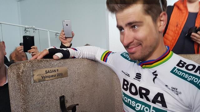 París-Roubaix 2019: Peter Sagan cumple con la tradición de las duchas tras su victoria de 2018 París-Roubaix 2019: Peter Sagan cumple con la tradición de las duchas tras su victoria de 2018
