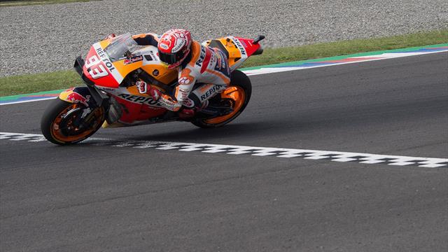 Marquez in pole a Austin davanti a un super Rossi! Dovizioso eliminato nel Q1
