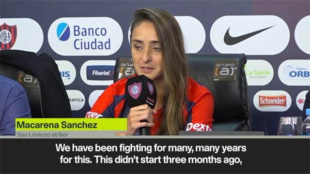 San Lorenzo give Argentina's first professional women's contracts San Lorenzo give Argentina's first professional women's contracts