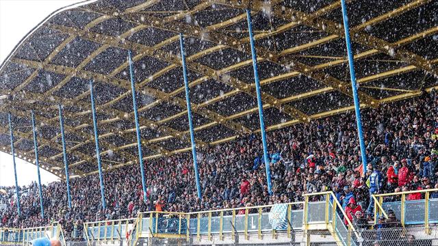 ¡Pocas veces verás esto! Se suspende la carrera de Superbikes en Assen por una fuerte nevada