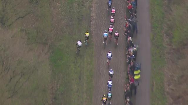 Sagan, Van Aert ride off cobbles in Arenberg Trench Sagan, Van Aert ride off cobbles in Arenberg Trench
