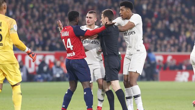 À la mi-temps, les Parisiens enrageaient surtout contre l’arbitrage
