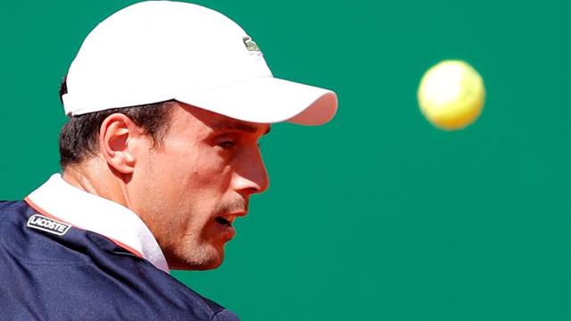 Bautista prueba a Nadal