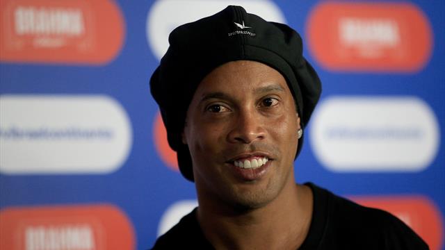 Ronaldinho en voyage au Paraguay avec un faux passeport ?