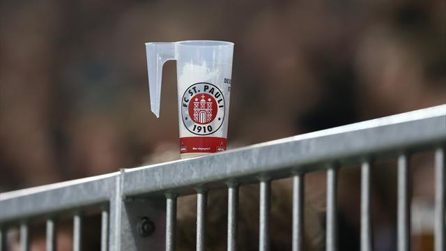 Pyro-Ärger im Derby: 100.000 Euro Geldstrafe für St. Pauli