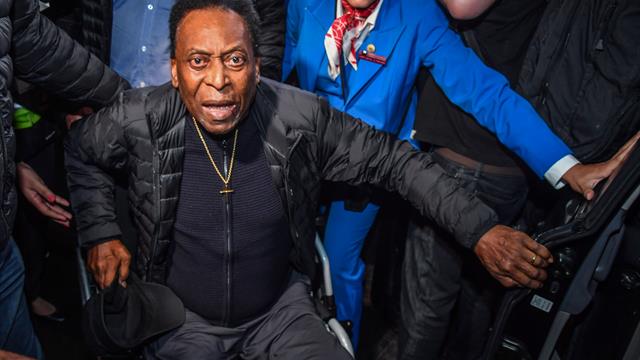 Pele nach Nieren-OP aus dem Krankenhaus entlassen