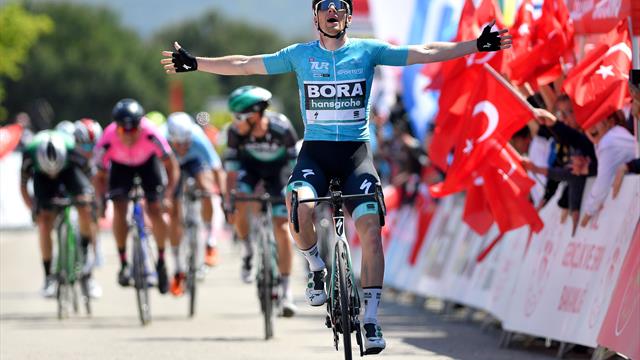 Ronde van Turkije | Twee uit twee voor Bennett in Eceabat Ronde van Turkije | Twee uit twee voor Bennett in Eceabat