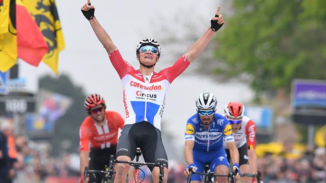 Brabantse Pijl | van der Poel sprint op grootse wijze naar overwinning Brabantse Pijl | van der Poel sprint op grootse wijze naar overwinning