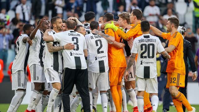 La exultante celebración de los jugadores de la Juve tras conquistar el Scudetto