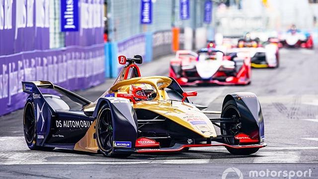 Vergne vuelve a la carga: "Algo hay que cambiar en la Fórmula E"