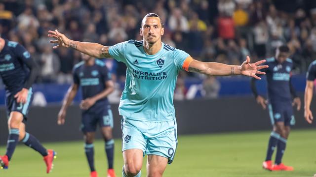 Ibrahimovic si scaglia contro l'arbitro: "Rigore contro? Non ha visto, stava bevendo il caffè"
