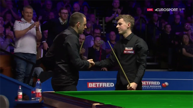 Clamoroso flop di Ronnie O'Sullivan: eliminato al primo turno del Mondiale Clamoroso flop di Ronnie O'Sullivan: eliminato al primo turno del Mondiale