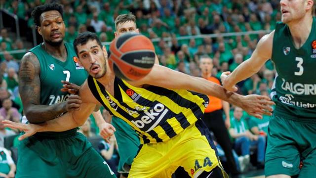 El Fenerbahce gana al Zalgiris y se clasifica para la Final Four de Vitoria