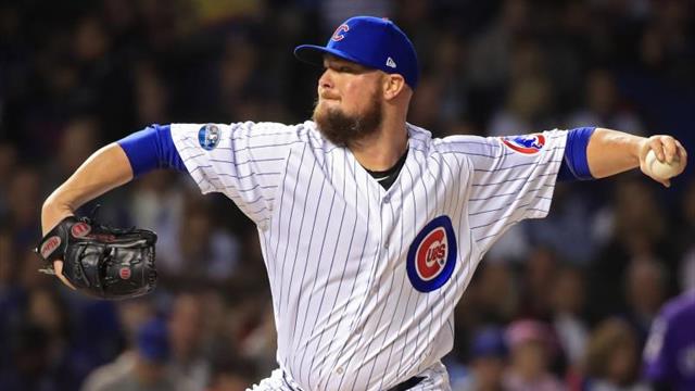2-1. El bateo oportuno de Dodgers estropean el regreso del estelar Jon Lester