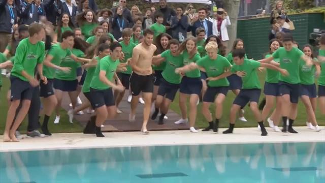 Thiem jumps into swimming pool to celebrate in Barcelona Thiem jumps into swimming pool to celebrate in Barcelona