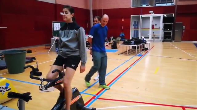 Carolina Marín abandona las muletas tres meses después de su operación de rodilla Carolina Marín abandona las muletas tres meses después de su operación de rodilla