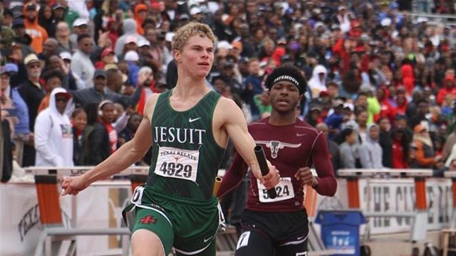 'White lightning' - High school sprinter runs 100m in 9.98 seconds