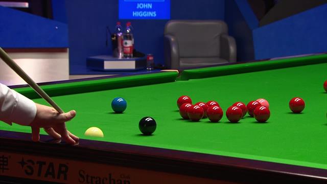 'There's no way he's gone for that!' - Amazing long red from Higgins 'There's no way he's gone for that!' - Amazing long red from Higgins
