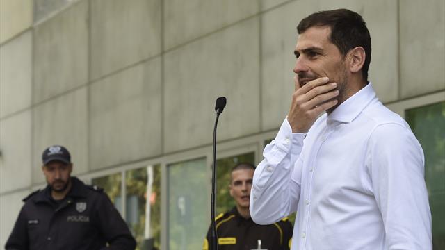 Casillas ne jouera pas cette saison et entre dans le staff à Porto