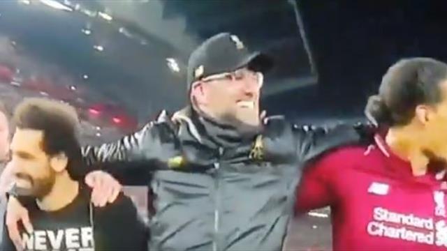 Игроки «Ливерпуля» душевно спели с болельщиками «You'll never walk alone» после выноса «Барсы»