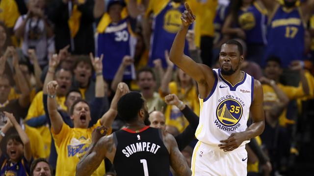 Les Bucks achèvent les Celtics, les Warriors gagnent mais perdent Durant