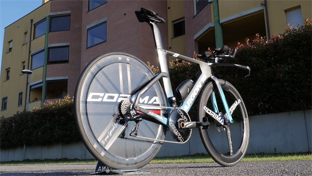 'This is exciting ... it's a brand new model!' GCN present Astana's Argon TT Pro Bike 'This is exciting ... it's a brand new model!' GCN present Astana's Argon TT Pro Bike