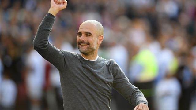"Obsessionnel", "Machine" : Guardiola met la presse britannique à ses pieds