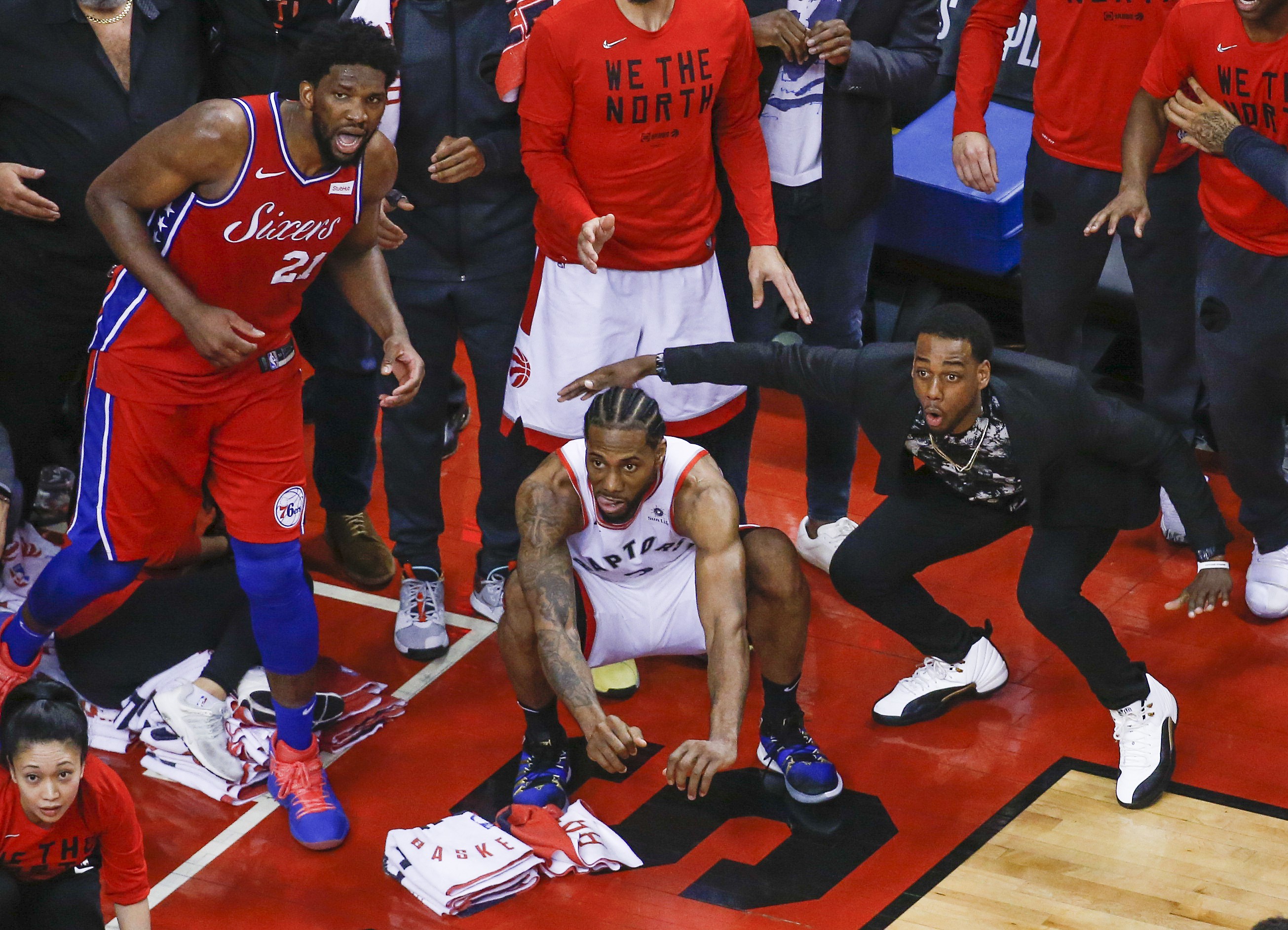 Kawhi Leonard lors de son tir au buzzer face aux Sixers