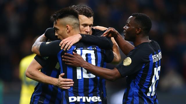 Politano-Perisic e l'Inter tiene a distanza le rivali Champions: 2-0 al Chievo