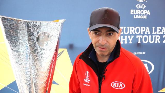 Djorkaeff : "La fin de saison du PSG ? À ce niveau-là, ce n'est pas permis" Djorkaeff : "La fin de saison du PSG ? À ce niveau-là, ce n'est pas permis"
