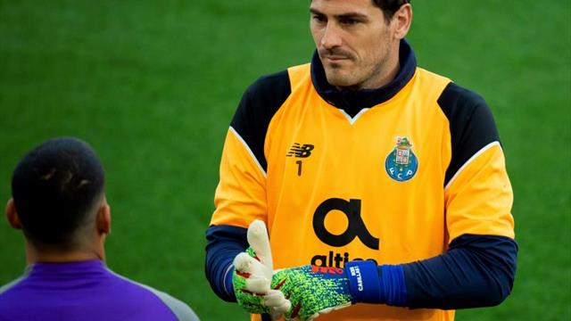 El Oporto asume la retirada de Casillas y está buscando portero